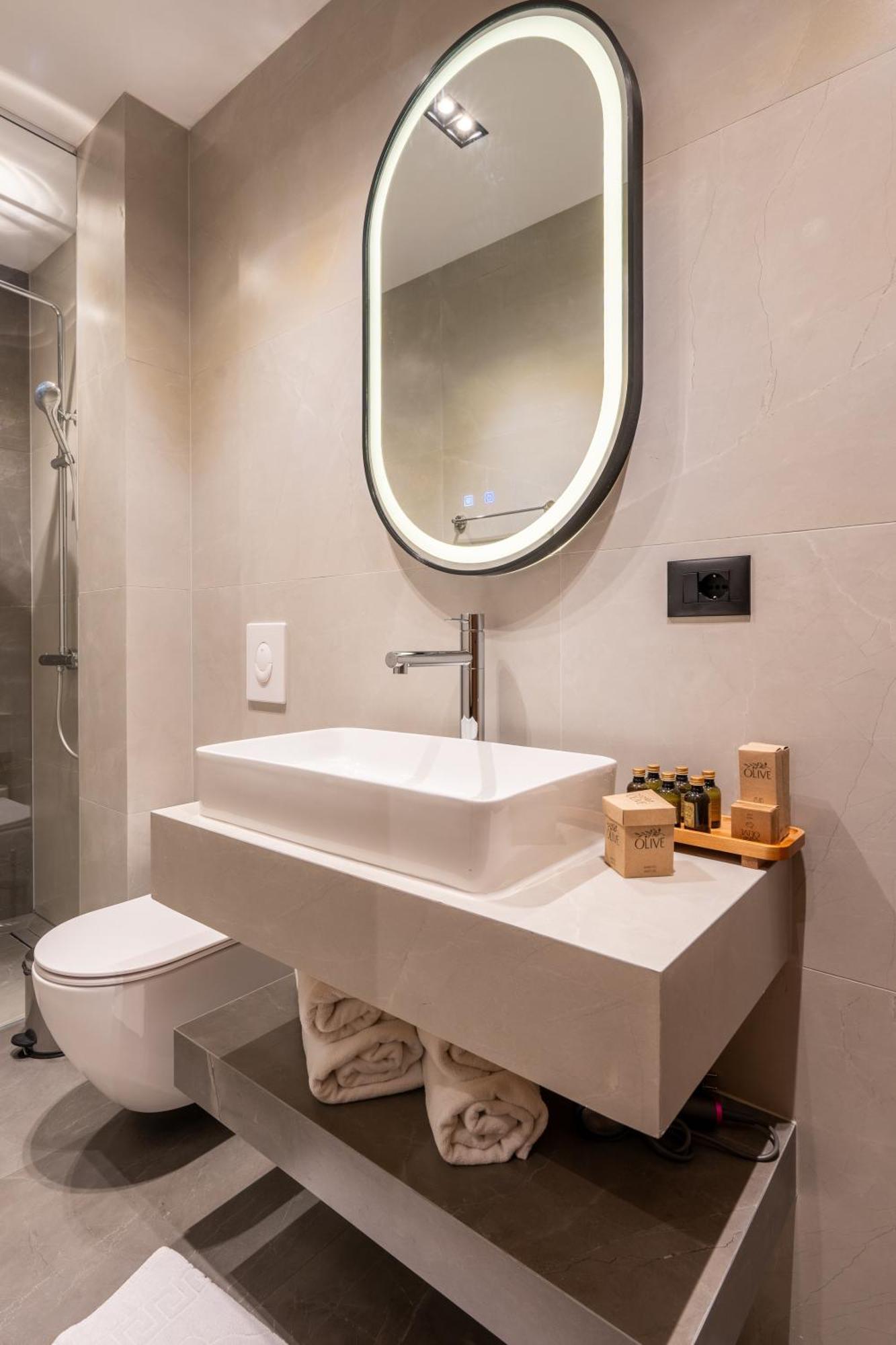 Ruby Hotel Prishtina Pristina Kültér fotó