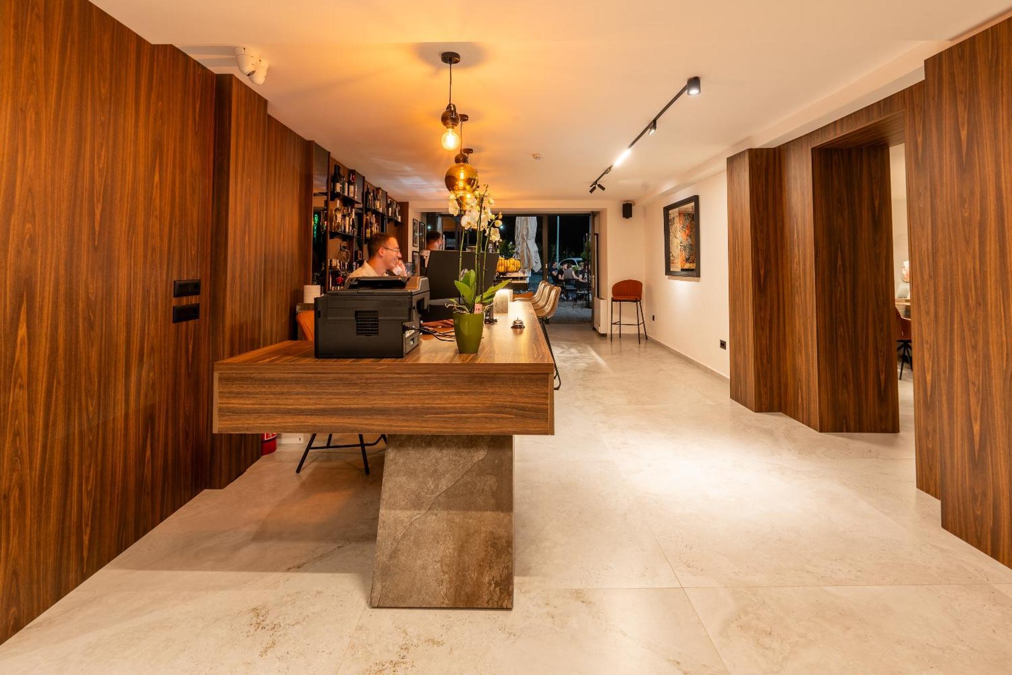 Ruby Hotel Prishtina Pristina Kültér fotó